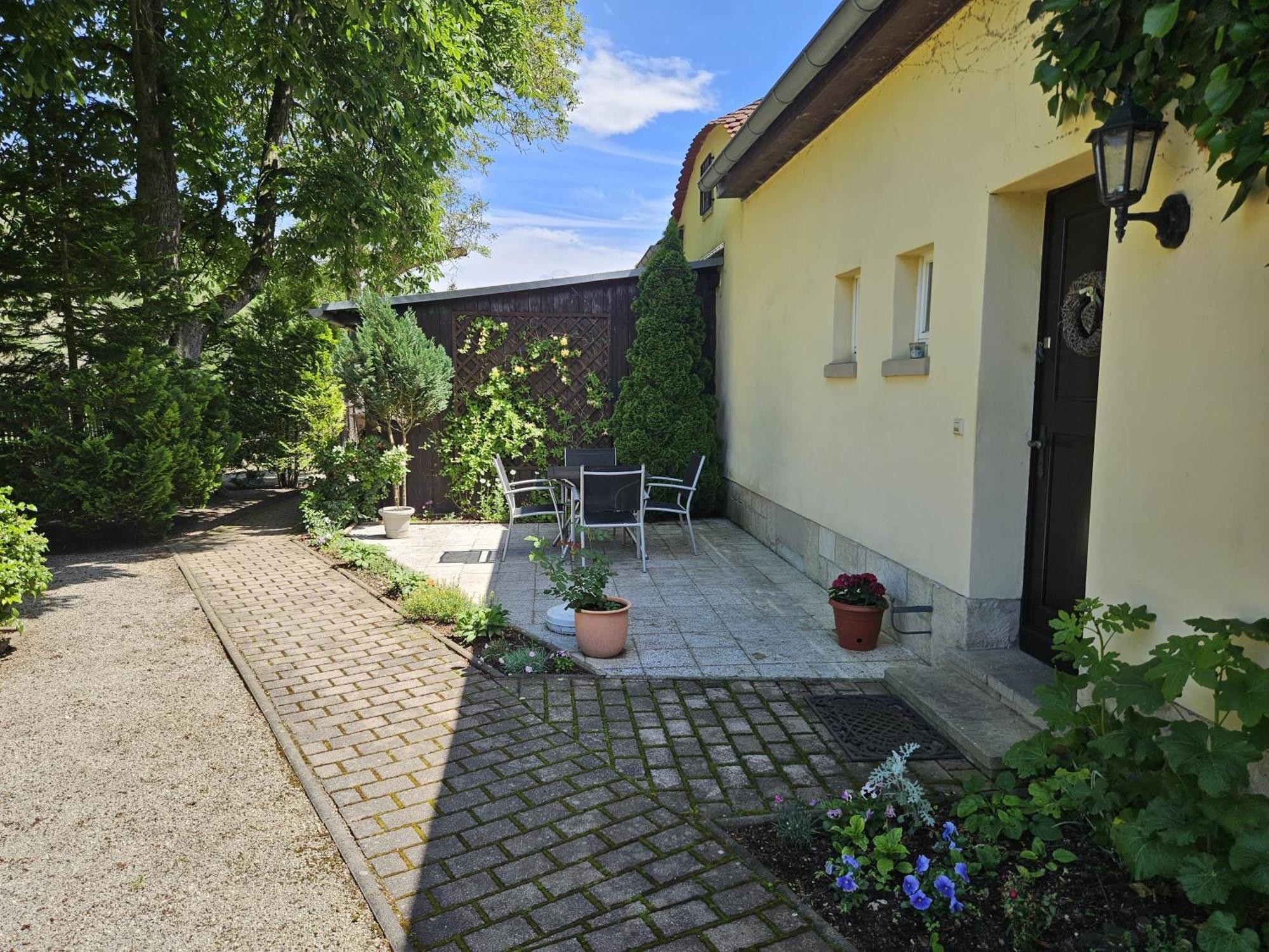 Landhaus Saaleck Νάουμπουργκ Δωμάτιο φωτογραφία